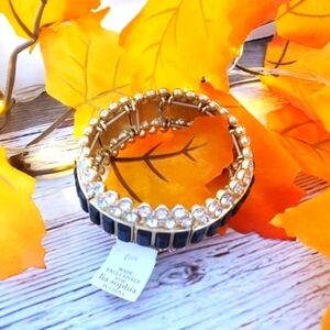 New Lia Sophia gold rhinestones stretch bracelet‎
